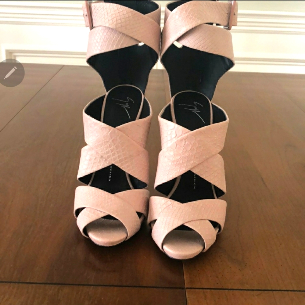 Giuseppe Zanotti